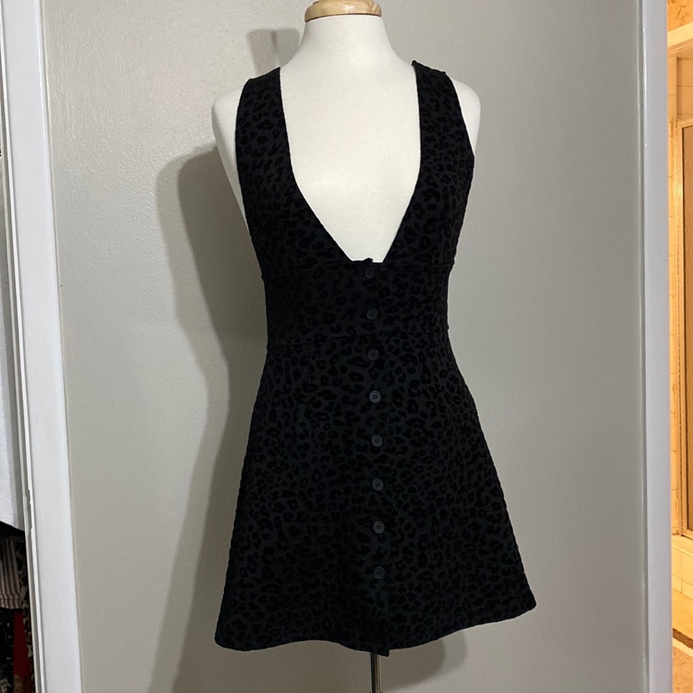 Jack by BB Dakota black leopard print jumper. Size 6